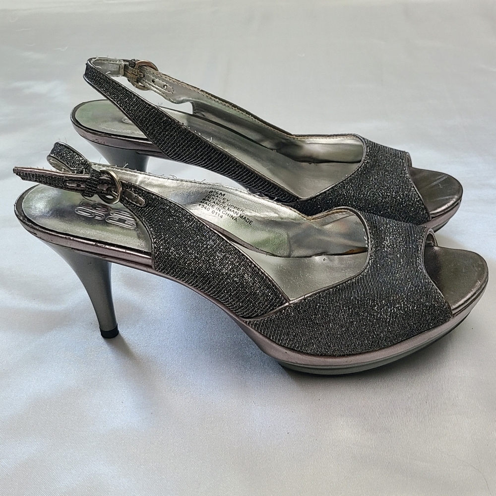 9&Co Sparkly Silver Heels - Size 8.5